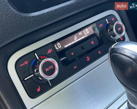 Чорний Фольксваген Туарег, об'ємом двигуна 4.2 л та пробігом 255 тис. км за 28440 $, фото 44 на Automoto.ua