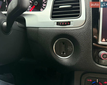 Чорний Фольксваген Туарег, об'ємом двигуна 2.97 л та пробігом 230 тис. км за 19999 $, фото 9 на Automoto.ua