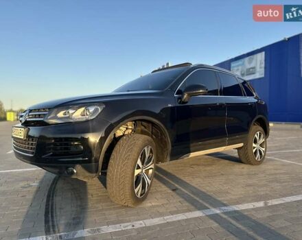 Черный Фольксваген Туарег, объемом двигателя 4.13 л и пробегом 260 тыс. км за 19400 $, фото 27 на Automoto.ua