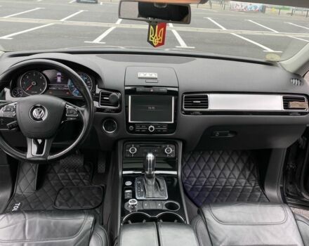 Чорний Фольксваген Туарег, об'ємом двигуна 3 л та пробігом 311 тис. км за 17000 $, фото 2 на Automoto.ua