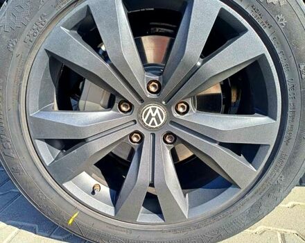 Черный Фольксваген Туарег, объемом двигателя 3 л и пробегом 240 тыс. км за 17800 $, фото 5 на Automoto.ua