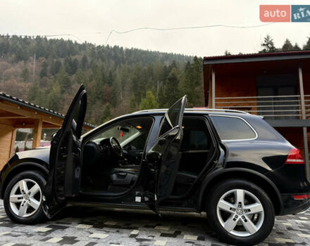 Черный Фольксваген Туарег, объемом двигателя 2.97 л и пробегом 278 тыс. км за 20000 $, фото 36 на Automoto.ua