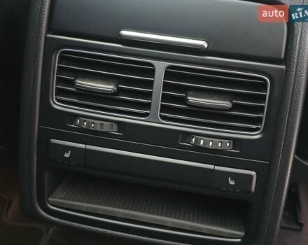 Черный Фольксваген Туарег, объемом двигателя 3 л и пробегом 180 тыс. км за 15499 $, фото 52 на Automoto.ua