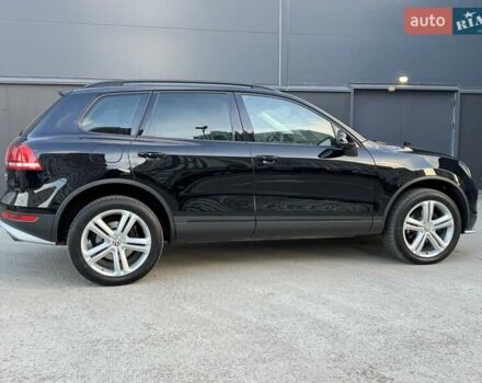 Чорний Фольксваген Туарег, об'ємом двигуна 3 л та пробігом 236 тис. км за 20750 $, фото 43 на Automoto.ua