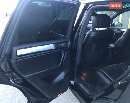 Чорний Фольксваген Туарег, об'ємом двигуна 2.97 л та пробігом 275 тис. км за 21300 $, фото 18 на Automoto.ua