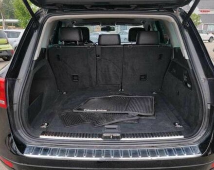 Черный Фольксваген Туарег, объемом двигателя 3 л и пробегом 236 тыс. км за 2700 $, фото 12 на Automoto.ua