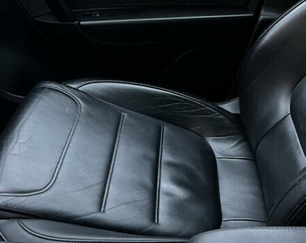 Черный Фольксваген Туарег, объемом двигателя 2.97 л и пробегом 281 тыс. км за 22500 $, фото 65 на Automoto.ua