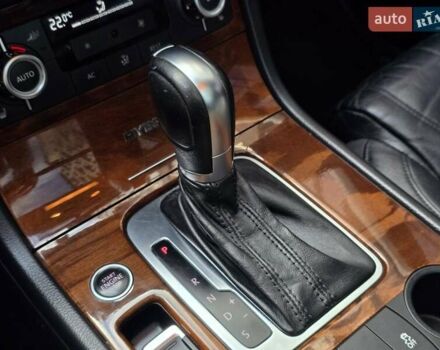 Чорний Фольксваген Туарег, об'ємом двигуна 3 л та пробігом 180 тис. км за 15499 $, фото 35 на Automoto.ua