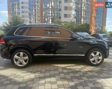 Черный Фольксваген Туарег, объемом двигателя 2.97 л и пробегом 280 тыс. км за 17500 $, фото 5 на Automoto.ua