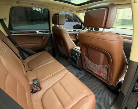 Черный Фольксваген Туарег, объемом двигателя 3.6 л и пробегом 290 тыс. км за 15200 $, фото 20 на Automoto.ua