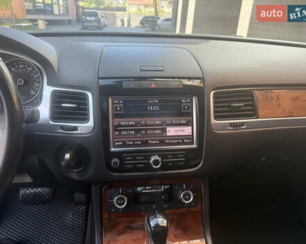 Черный Фольксваген Туарег, объемом двигателя 2.97 л и пробегом 280 тыс. км за 17500 $, фото 12 на Automoto.ua