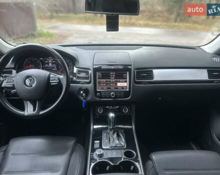 Черный Фольксваген Туарег, объемом двигателя 2.97 л и пробегом 256 тыс. км за 17900 $, фото 15 на Automoto.ua