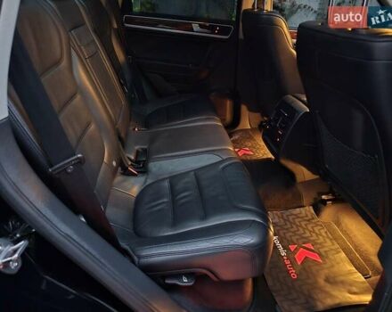 Черный Фольксваген Туарег, объемом двигателя 3 л и пробегом 180 тыс. км за 14499 $, фото 73 на Automoto.ua