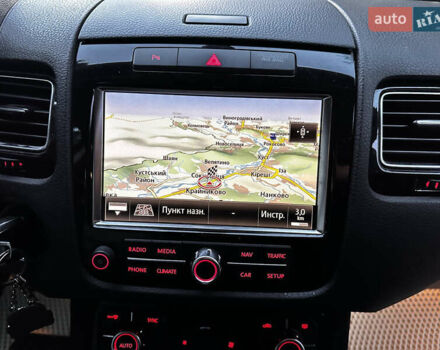 Черный Фольксваген Туарег, объемом двигателя 3 л и пробегом 310 тыс. км за 16500 $, фото 25 на Automoto.ua