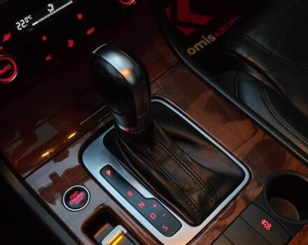 Чорний Фольксваген Туарег, об'ємом двигуна 3 л та пробігом 180 тис. км за 14499 $, фото 10 на Automoto.ua