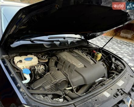 Черный Фольксваген Туарег, объемом двигателя 2.97 л и пробегом 278 тыс. км за 20000 $, фото 56 на Automoto.ua