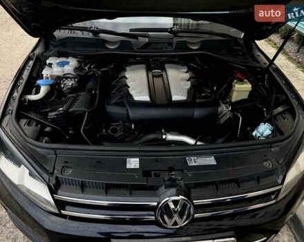 Чорний Фольксваген Туарег, об'ємом двигуна 2.97 л та пробігом 190 тис. км за 20000 $, фото 3 на Automoto.ua