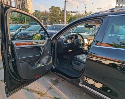 Черный Фольксваген Туарег, объемом двигателя 3 л и пробегом 207 тыс. км за 18990 $, фото 19 на Automoto.ua