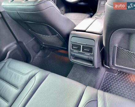 Чорний Фольксваген Туарег, об'ємом двигуна 3 л та пробігом 91 тис. км за 29900 $, фото 27 на Automoto.ua