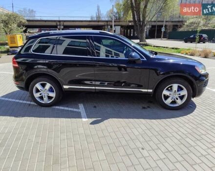 Черный Фольксваген Туарег, объемом двигателя 2.97 л и пробегом 178 тыс. км за 19200 $, фото 5 на Automoto.ua