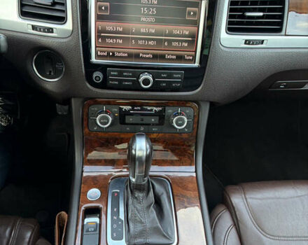 Чорний Фольксваген Туарег, об'ємом двигуна 2.97 л та пробігом 222 тис. км за 20000 $, фото 16 на Automoto.ua