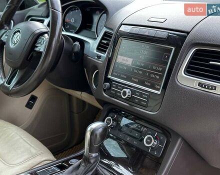 Чорний Фольксваген Туарег, об'ємом двигуна 2.97 л та пробігом 318 тис. км за 15999 $, фото 39 на Automoto.ua