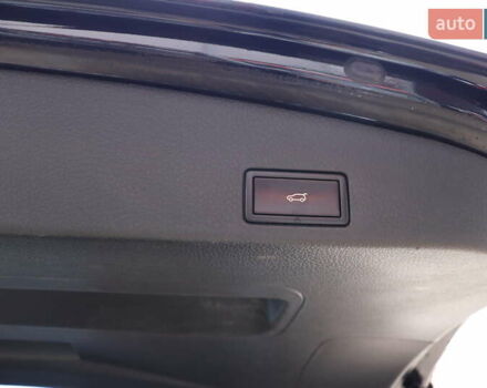 Черный Фольксваген Туарег, объемом двигателя 3 л и пробегом 284 тыс. км за 17800 $, фото 36 на Automoto.ua