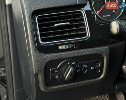 Чорний Фольксваген Туарег, об'ємом двигуна 2.97 л та пробігом 280 тис. км за 14999 $, фото 28 на Automoto.ua