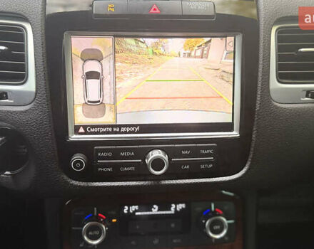 Черный Фольксваген Туарег, объемом двигателя 3 л и пробегом 220 тыс. км за 19700 $, фото 28 на Automoto.ua