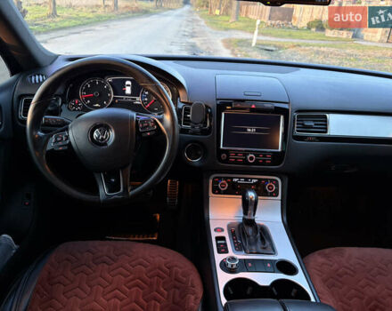 Чорний Фольксваген Туарег, об'ємом двигуна 2.97 л та пробігом 243 тис. км за 19600 $, фото 15 на Automoto.ua