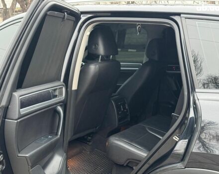 Черный Фольксваген Туарег, объемом двигателя 3 л и пробегом 308 тыс. км за 16490 $, фото 13 на Automoto.ua