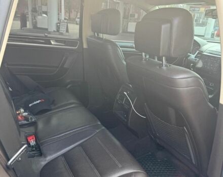 Черный Фольксваген Туарег, объемом двигателя 3 л и пробегом 330 тыс. км за 16200 $, фото 5 на Automoto.ua