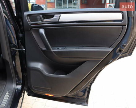 Черный Фольксваген Туарег, объемом двигателя 3 л и пробегом 284 тыс. км за 17800 $, фото 37 на Automoto.ua