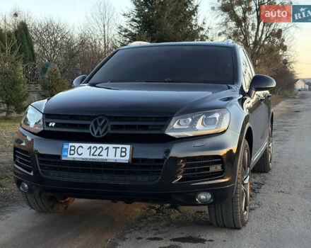 Чорний Фольксваген Туарег, об'ємом двигуна 2.97 л та пробігом 243 тис. км за 19600 $, фото 2 на Automoto.ua