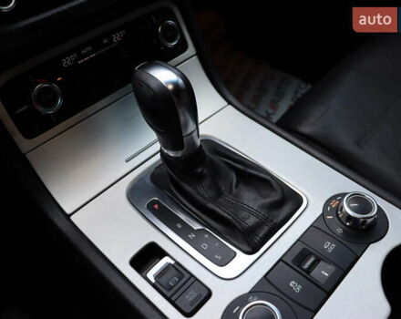 Черный Фольксваген Туарег, объемом двигателя 3 л и пробегом 284 тыс. км за 17800 $, фото 29 на Automoto.ua