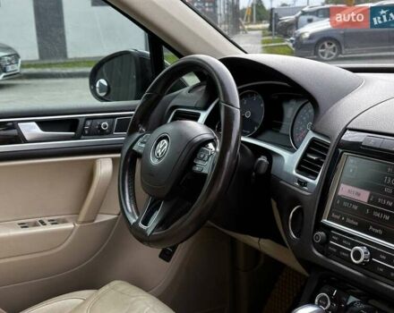 Чорний Фольксваген Туарег, об'ємом двигуна 2.97 л та пробігом 318 тис. км за 15999 $, фото 38 на Automoto.ua