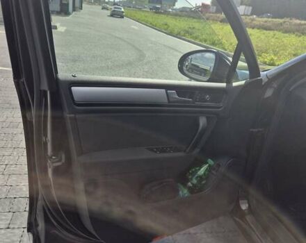 Чорний Фольксваген Туарег, об'ємом двигуна 2.97 л та пробігом 196 тис. км за 18500 $, фото 17 на Automoto.ua