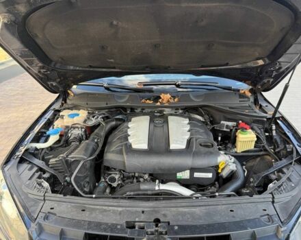 Чорний Фольксваген Туарег, об'ємом двигуна 3 л та пробігом 187 тис. км за 13800 $, фото 9 на Automoto.ua