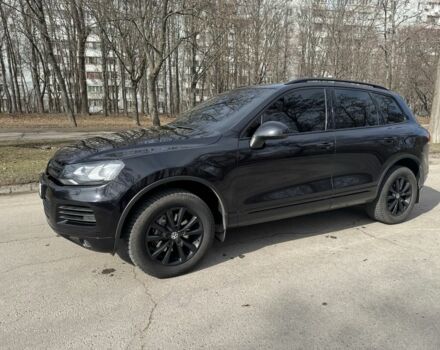 Чорний Фольксваген Туарег, об'ємом двигуна 3 л та пробігом 307 тис. км за 17000 $, фото 5 на Automoto.ua