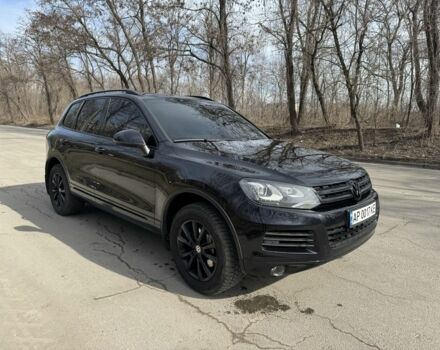 Чорний Фольксваген Туарег, об'ємом двигуна 3 л та пробігом 307 тис. км за 17000 $, фото 2 на Automoto.ua