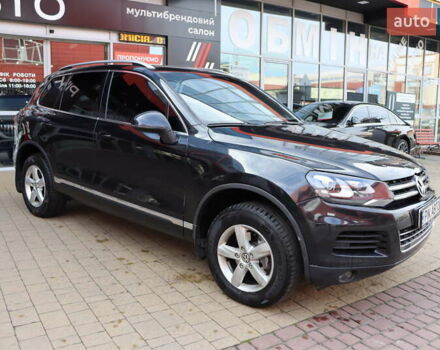 Черный Фольксваген Туарег, объемом двигателя 3 л и пробегом 284 тыс. км за 17800 $, фото 7 на Automoto.ua