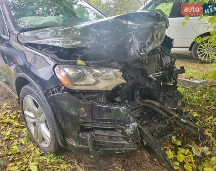 Чорний Фольксваген Туарег, об'ємом двигуна 2.97 л та пробігом 460 тис. км за 9500 $, фото 3 на Automoto.ua