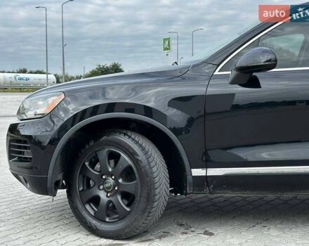 Чорний Фольксваген Туарег, об'ємом двигуна 2.97 л та пробігом 318 тис. км за 15999 $, фото 3 на Automoto.ua