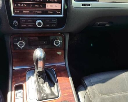 Черный Фольксваген Туарег, объемом двигателя 2.97 л и пробегом 178 тыс. км за 19200 $, фото 16 на Automoto.ua