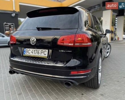 Чорний Фольксваген Туарег, об'ємом двигуна 4.13 л та пробігом 215 тис. км за 25000 $, фото 2 на Automoto.ua