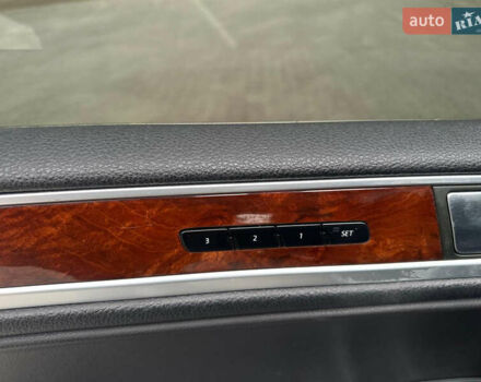 Черный Фольксваген Туарег, объемом двигателя 2.97 л и пробегом 335 тыс. км за 15500 $, фото 8 на Automoto.ua