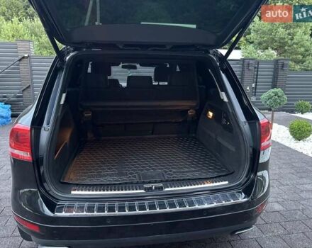 Черный Фольксваген Туарег, объемом двигателя 2.97 л и пробегом 273 тыс. км за 19300 $, фото 25 на Automoto.ua