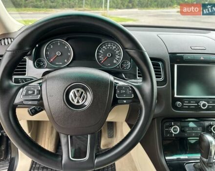 Черный Фольксваген Туарег, объемом двигателя 2.97 л и пробегом 299 тыс. км за 18700 $, фото 20 на Automoto.ua