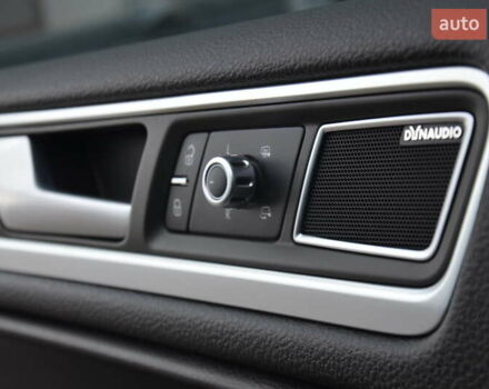 Черный Фольксваген Туарег, объемом двигателя 2.97 л и пробегом 267 тыс. км за 16450 $, фото 46 на Automoto.ua