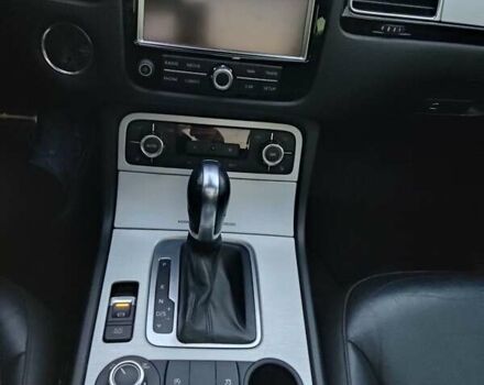 Черный Фольксваген Туарег, объемом двигателя 2.97 л и пробегом 148 тыс. км за 19500 $, фото 26 на Automoto.ua